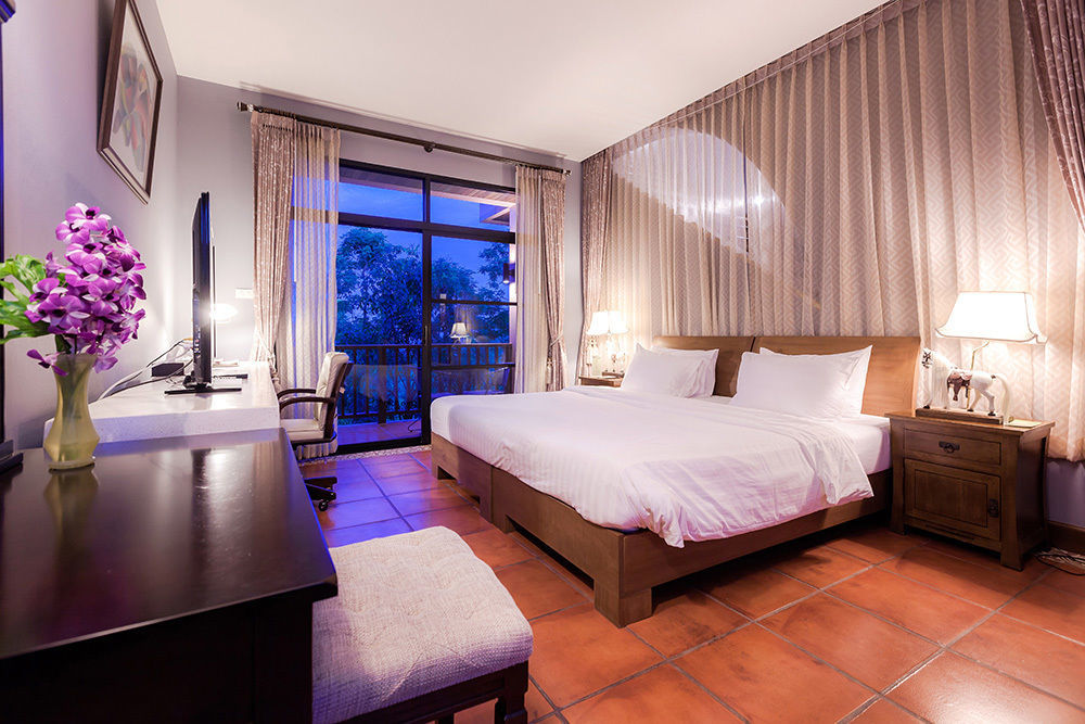 Phukumhom Khao Yai Hotell Wangkata Eksteriør bilde