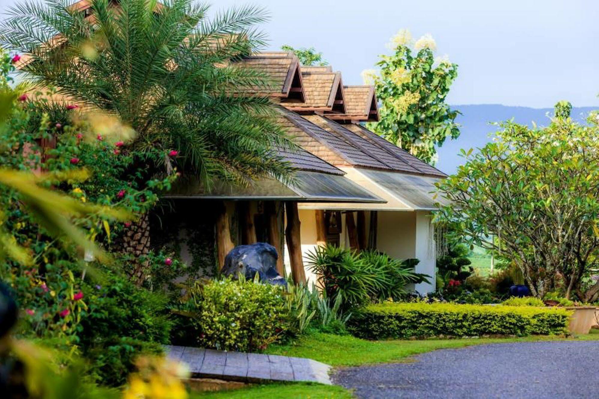Phukumhom Khao Yai Hotell Wangkata Eksteriør bilde